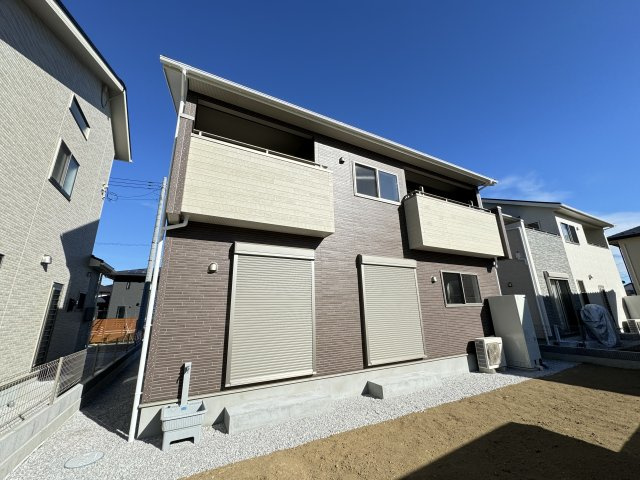 新築　前橋市江田町全3棟　Blooming　Garden　2号棟の外観|現地写真　完成しました！物件のご内覧等、お気軽にお問合せください♪　
