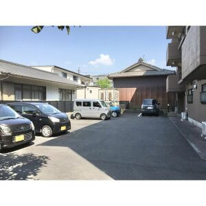 【駐車場】 | エクセルシオール雅