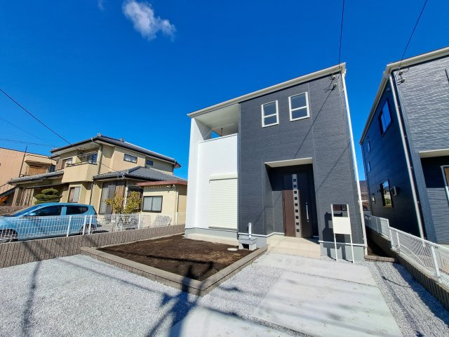 新築　高崎市井野町第8　Livele Garden.S　1号棟の外観|現地写真　完成しました！ご内覧等、お気軽にお問合せください♪　							
