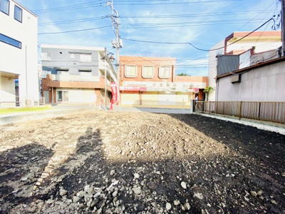【外観】 | ☆駅徒歩１分☆まさに駅チカを極めた立地、ここに誕生！／建築条件なし売地／藤沢市亀井野１丁目 | 現場は更地となりました。駅チカという好立地、プラン入れやすい整形地、前面幅員６m道路と条件も良好です！
