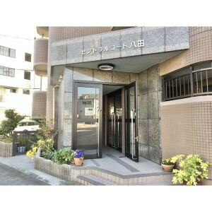 【エントランス】 | セントラルコート八田