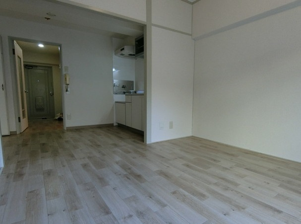 ロイヤルハイツさつき丘の居間・リビング