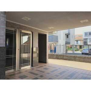 【エントランス】 | リベルテ大金