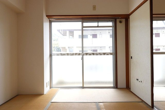 コーポ田中1号館の和室|ゆったりとくつろげる和室です