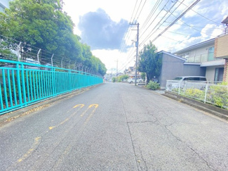 【前面道路含む現地写真】
