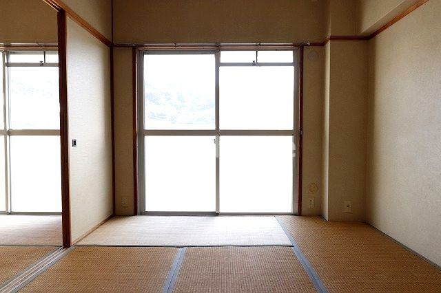 コーポ田中5号館の和室|和室があれば、来客や子供用のスペースとして活躍します