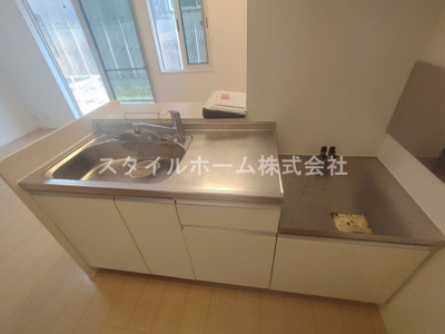 【キッチン】 | 向日葵 | 別部屋写真です。