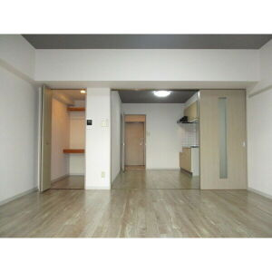 【内装】 | オレンジ　スクエア