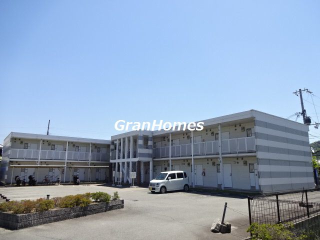 レオパレスＫＡＳＡＧＩの外観