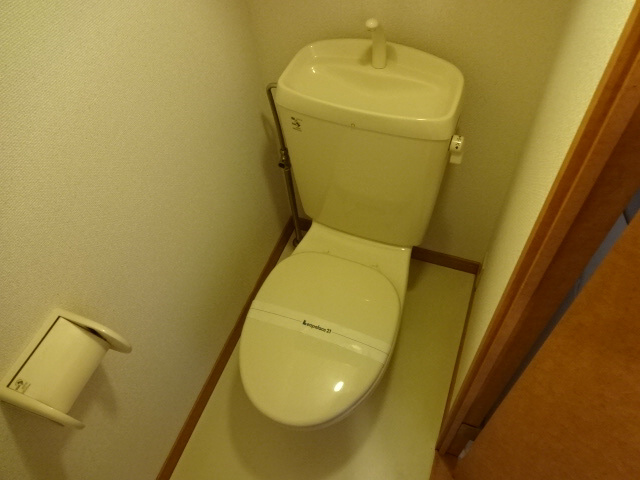 レオパレスＫＡＳＡＧＩのトイレ