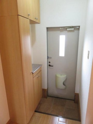 【玄関】 | ラフィーネ壱番館