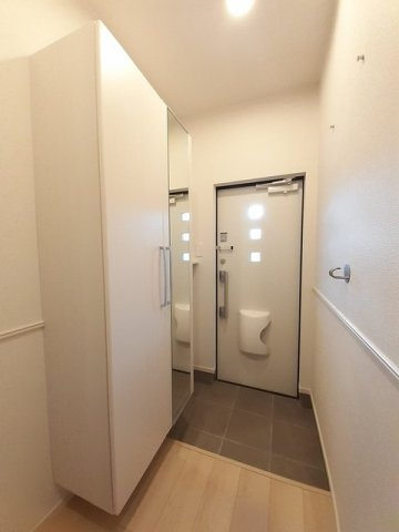 【玄関】 | プレミアム３０番館