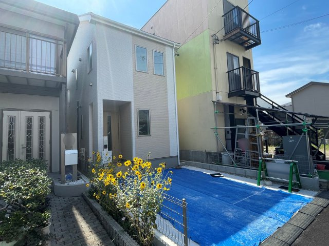 南区観音町3期の駐車場|並列2台駐車可能