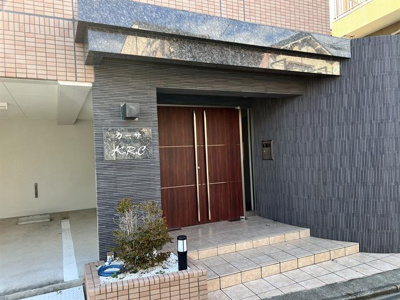 【エントランス】 | カーサ　Ｋ．Ｒ．Ｃ