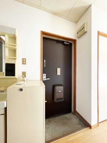 コーポ辻の玄関