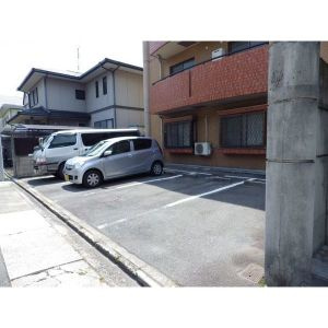 【駐車場】 | グランビュー小松
