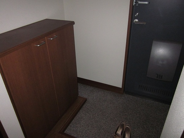 【玄関】 | ロイヤルフジＡ・Ｂ