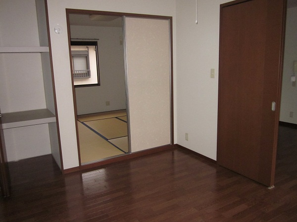 【居間・リビング】 | ロイヤルフジＡ・Ｂ