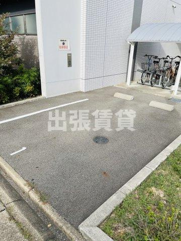 仲介手数料0円！レガーロの駐車場