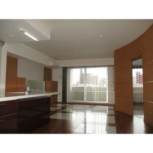 【内装】 | リモージュ徳川