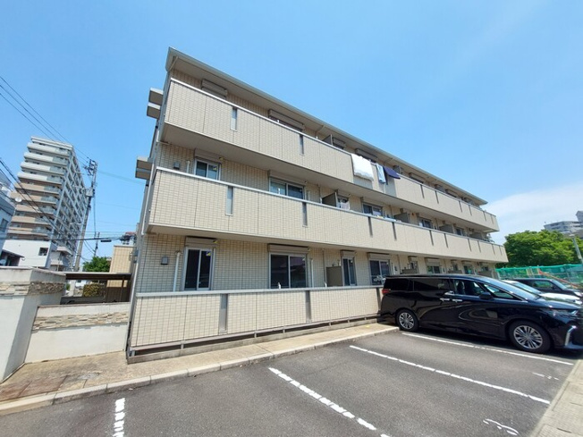 【外観】 | D-K house | 【即日案内可能】現地待ち合わせでも対応可能です。お部屋を気に入って頂ければ、当社特別価格をご提示しますので是非ご検討下さい♪