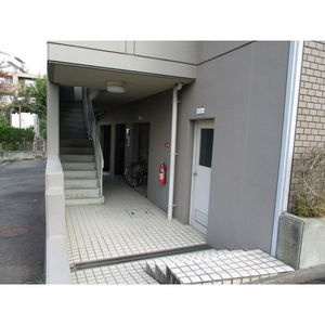 【エントランス】 | 赤坂コーポ　西棟