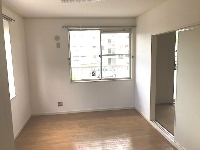 【洋室】 | ハイツリバーヒルズ