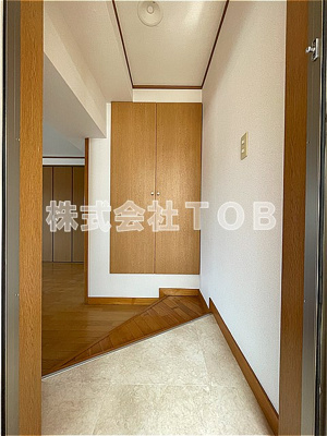 【玄関】 | シオン上祖師谷-定期借家2027年11月30日迄-