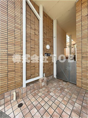 【エントランス】 | シオン上祖師谷-定期借家2027年11月30日迄-