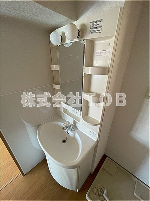 【独立洗面台】 | シオン上祖師谷-定期借家2027年11月30日迄-