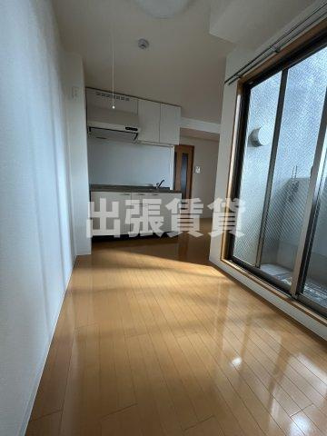 仲介手数料0円！グレイス新栄の居間・リビング