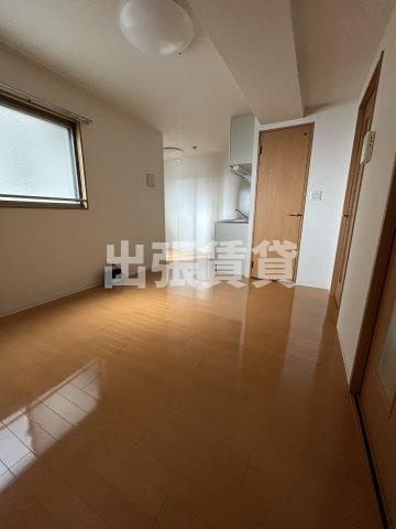 仲介手数料0円！グレイス新栄の居間・リビング