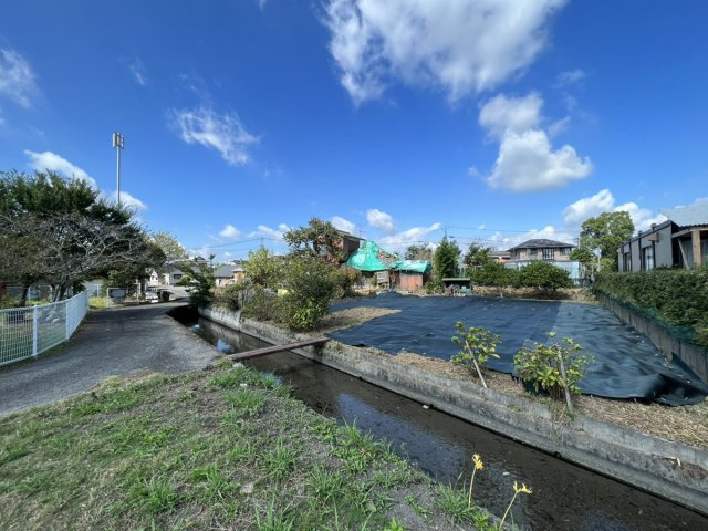 鏡町鏡土地の前面道路含む現地写真