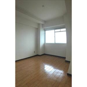 【内装】 | アーバン１８