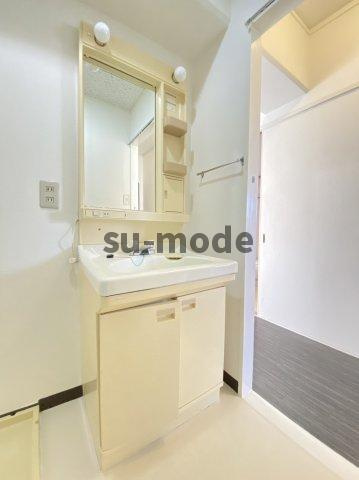 ハイツサニーサイドの洗面所