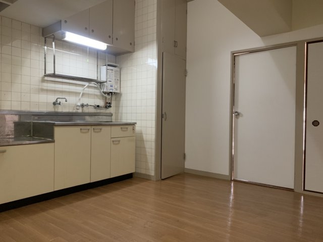 メゾン茨木のキッチン