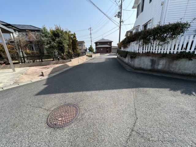  | 全面道路も狭くなく出入りの心配もありません