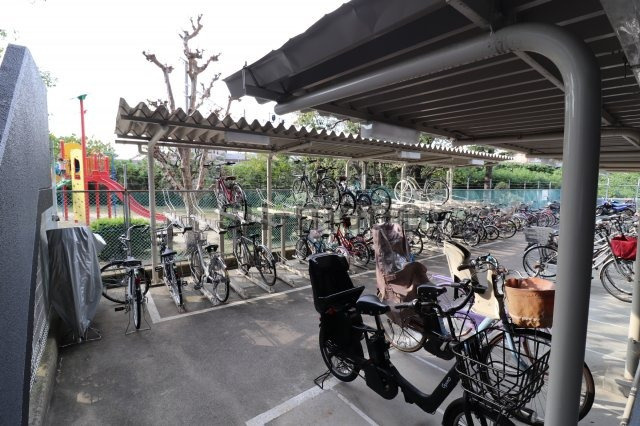 セレニテ上中条の周辺