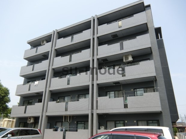 セレニテ上中条の外観