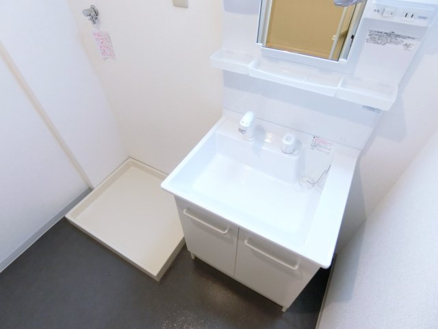 セレニテ上中条の洗面所