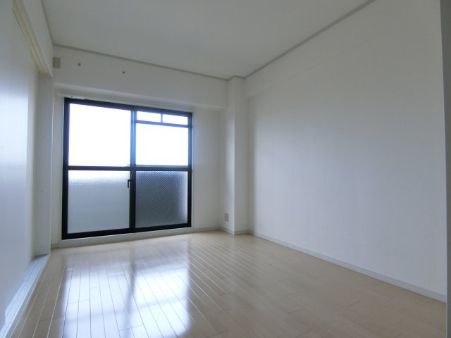 セレニテ上中条の寝室