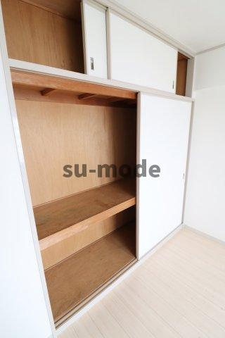 メゾントゥルースの収納