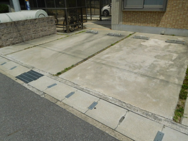 紫蘭の駐車場