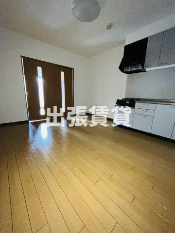 仲介手数料0円！パレスT新栄の居間・リビング