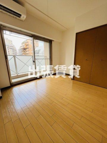 仲介手数料0円！パレスT新栄の居間・リビング