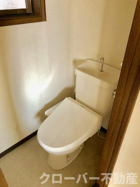 善通寺市中村町のアパートのトイレ