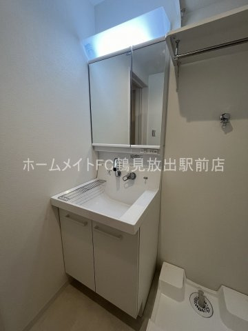 ALEGRIA鶴見区今津の独立洗面台