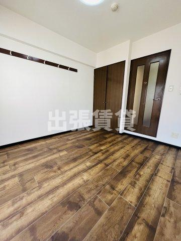 仲介手数料0円！ルミナ新栄の居間・リビング