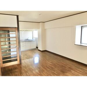 【内装】 | グリーズ本陣