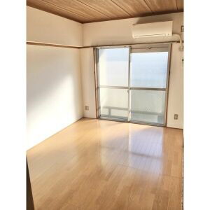 【内装】 | グリーズ本陣